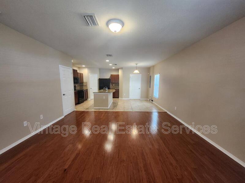Townhouse for rent at 4721 Chatterton Way, Riverview, FL 33578