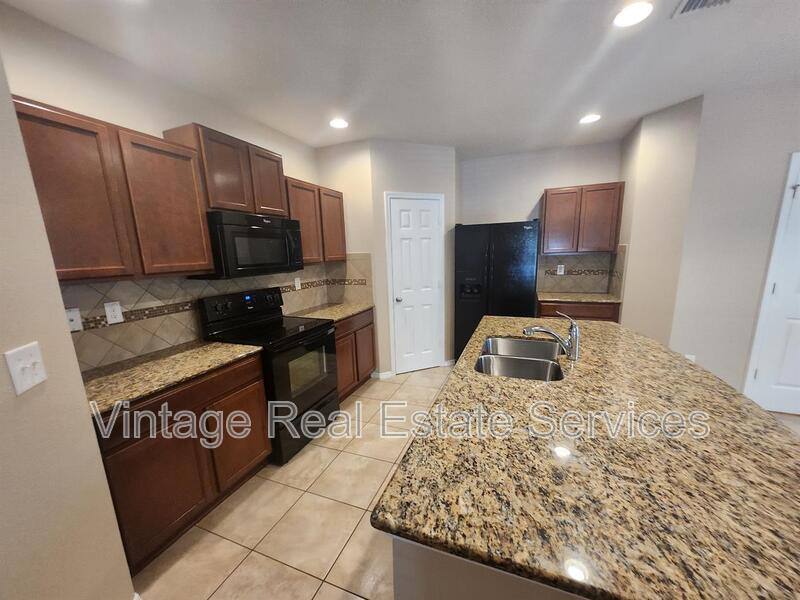 Townhouse for rent at 4721 Chatterton Way, Riverview, FL 33578