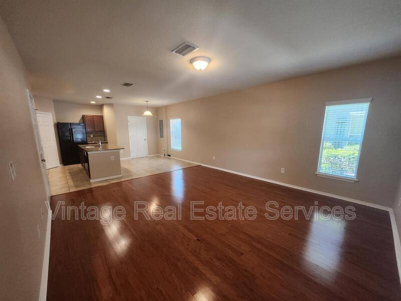 Townhouse for rent at 4721 Chatterton Way, Riverview, FL 33578