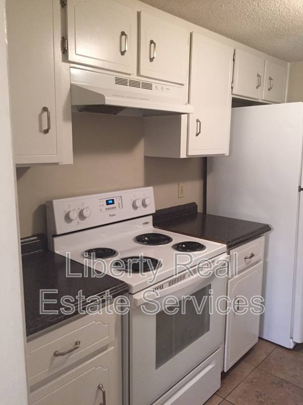 Apartment for rent at 601 Tupelo Trail #2A, Hinesville, GA 31313