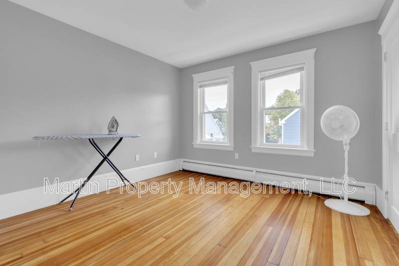 Apartment for rent at 6 Stirling St #2, Andover, MA 01810