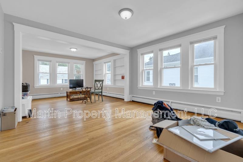 Apartment for rent at 6 Stirling St #2, Andover, MA 01810