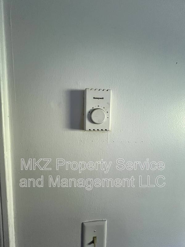 Apartment for rent at 51 Glenwood Dr #1, Bangor, ME 04401