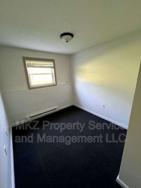 Apartment for rent at 51 Glenwood Dr #1, Bangor, ME 04401
