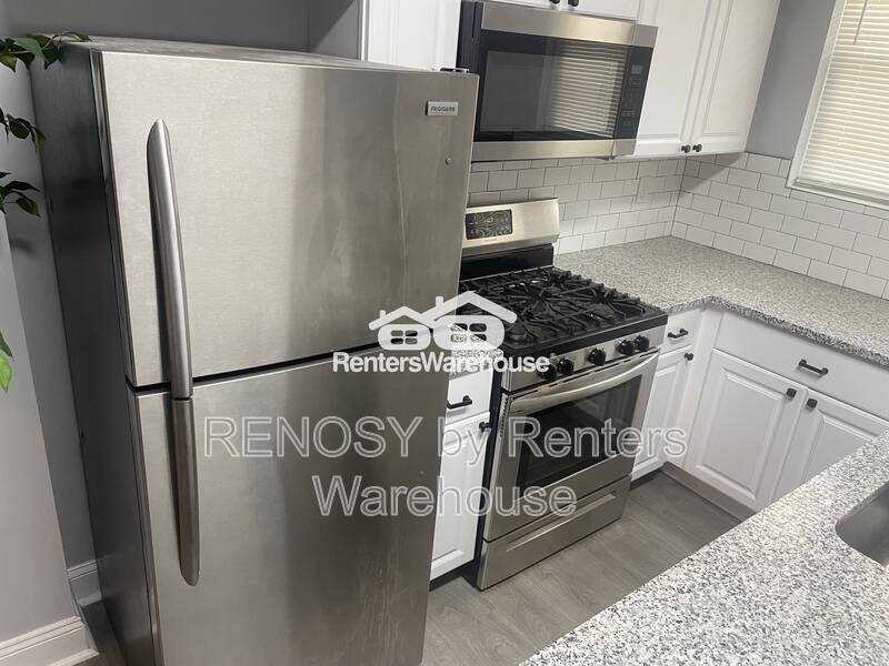 Townhouse for rent at 1627 N Smallwood St, Baltimore, MD 21216