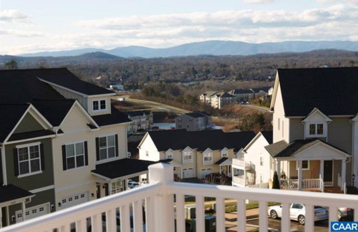 Townhouse for rent at 2410 Winthrop Dr, Charlottesville, VA 22911
