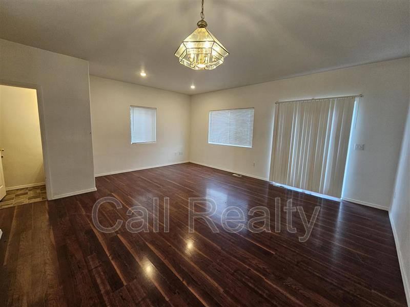 Apartment for rent at 2523 E Desmet, Spokane, WA 99202