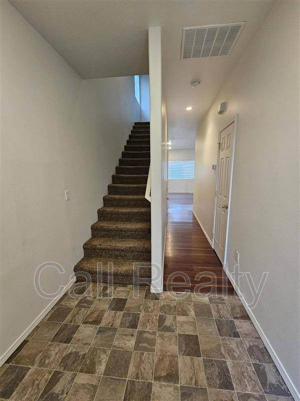 Apartment for rent at 2523 E Desmet, Spokane, WA 99202