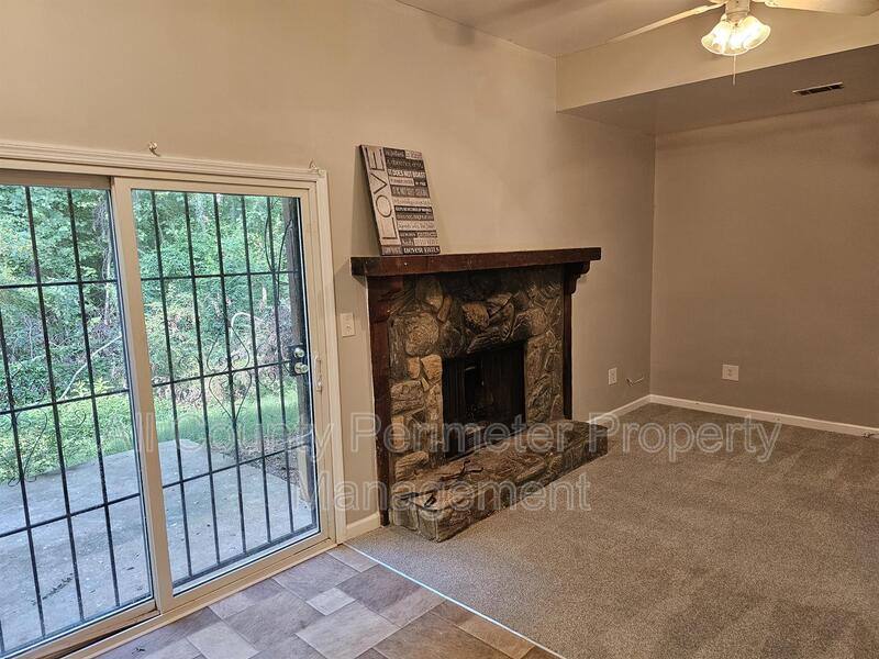 Apartment for rent at 165 Park Ridge Court, Athens, GA 30605