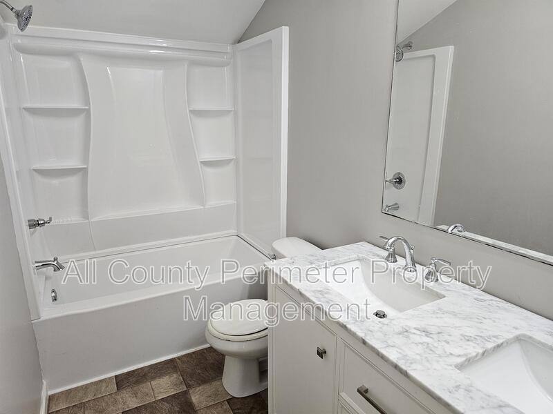 Apartment for rent at 165 Park Ridge Court, Athens, GA 30605
