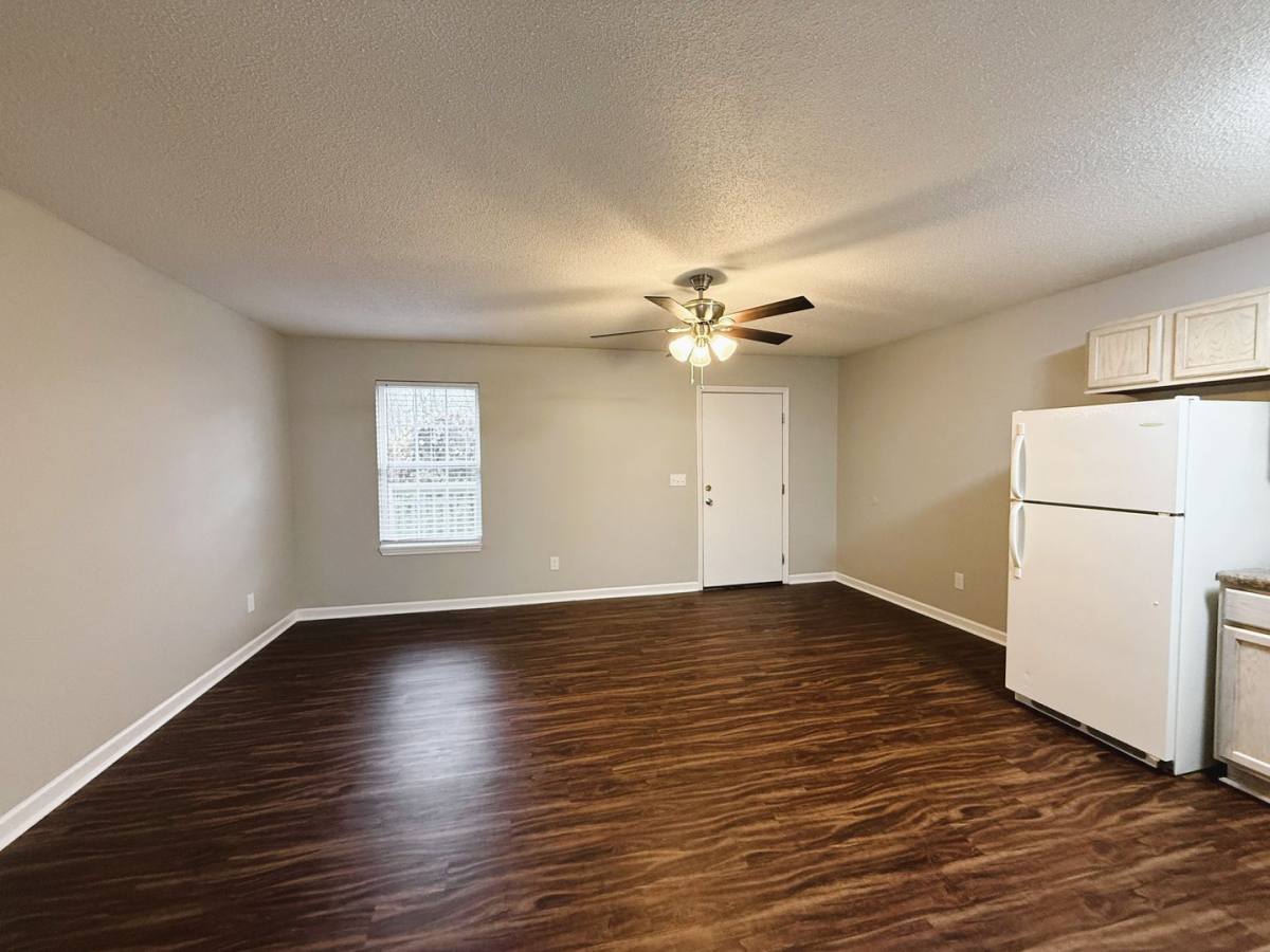 Apartment for rent at 1315 Indian Ridge Rd, Johnson City, TN 37604