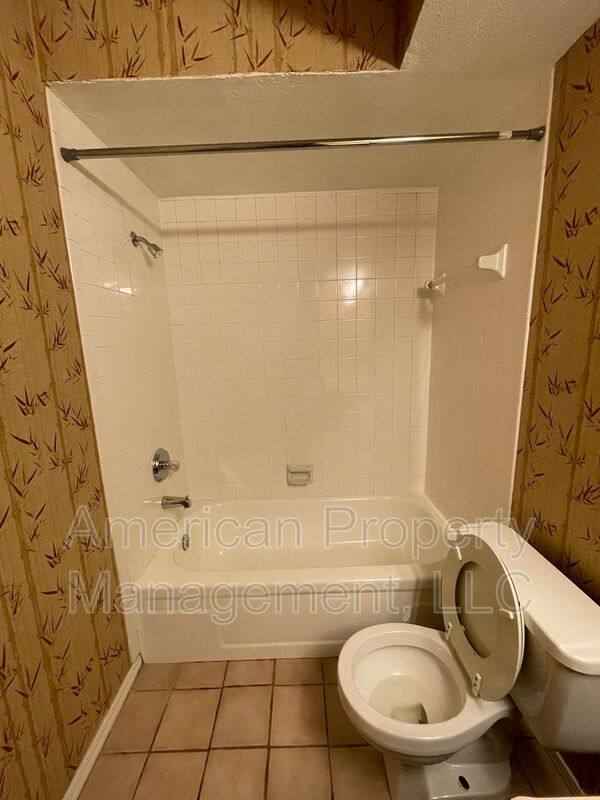 Condo for rent at 6362 S 80th E Ave Bld 33 #J, Tulsa, OK 74133