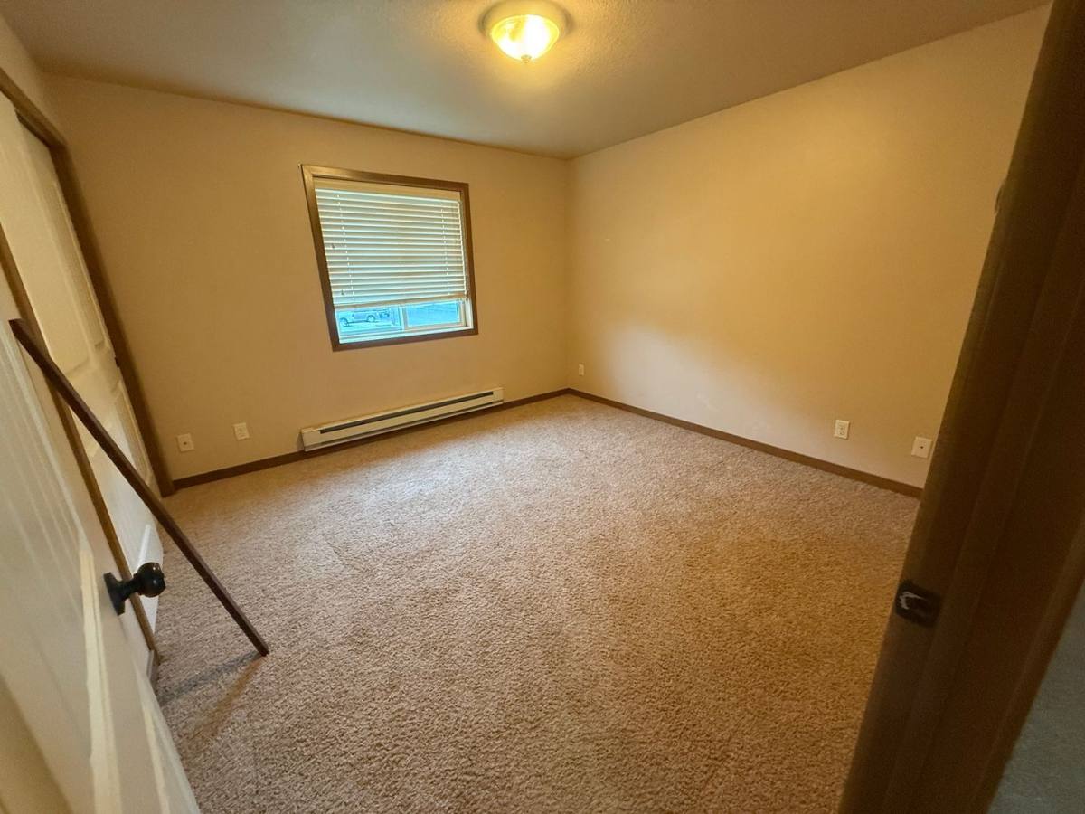 Apartment for rent at 1415 1st Ave NE, Watertown, SD 57201