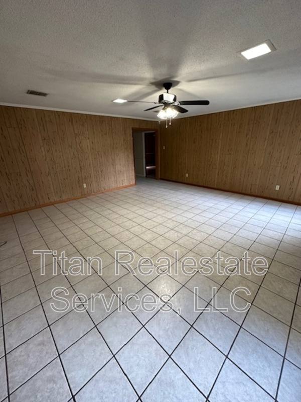 House for rent at 413 Woodvale, Lafayette, LA 70503