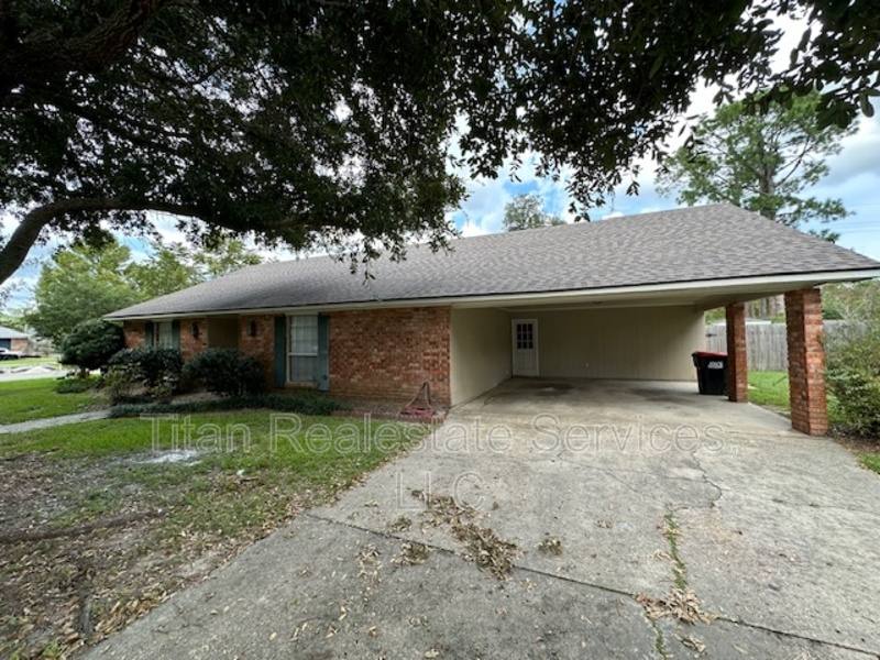 House for rent at 413 Woodvale, Lafayette, LA 70503