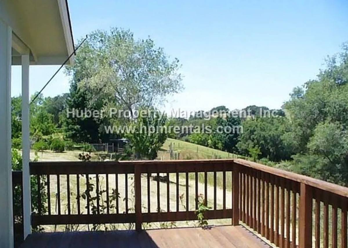 House for rent at 2040 Pyrite Lane, Auburn, CA 95603
