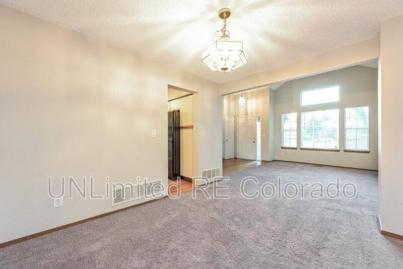 House for rent at 4871 S Bahama Way, Aurora, CO 80015