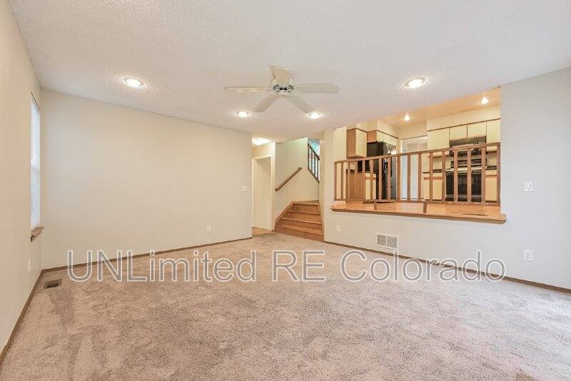 House for rent at 4871 S Bahama Way, Aurora, CO 80015