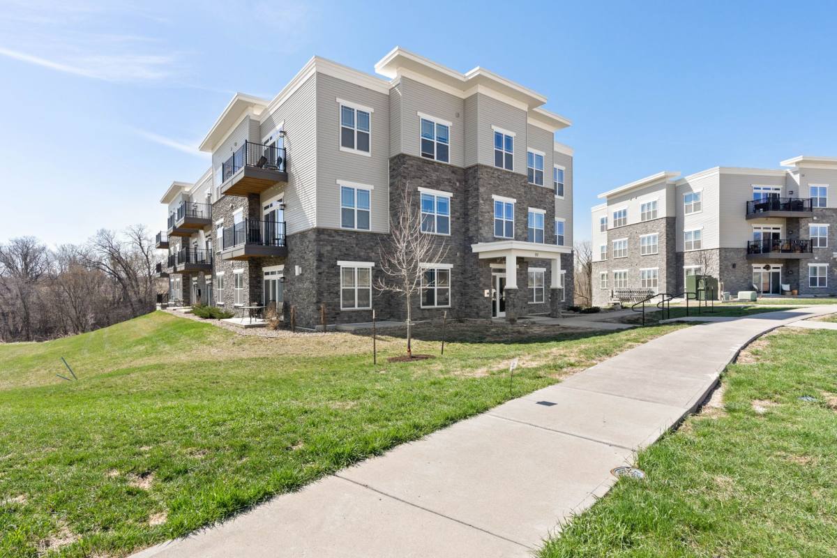 Apartment for rent at 80 Gathering Place Lane, Iowa City, IA 52246