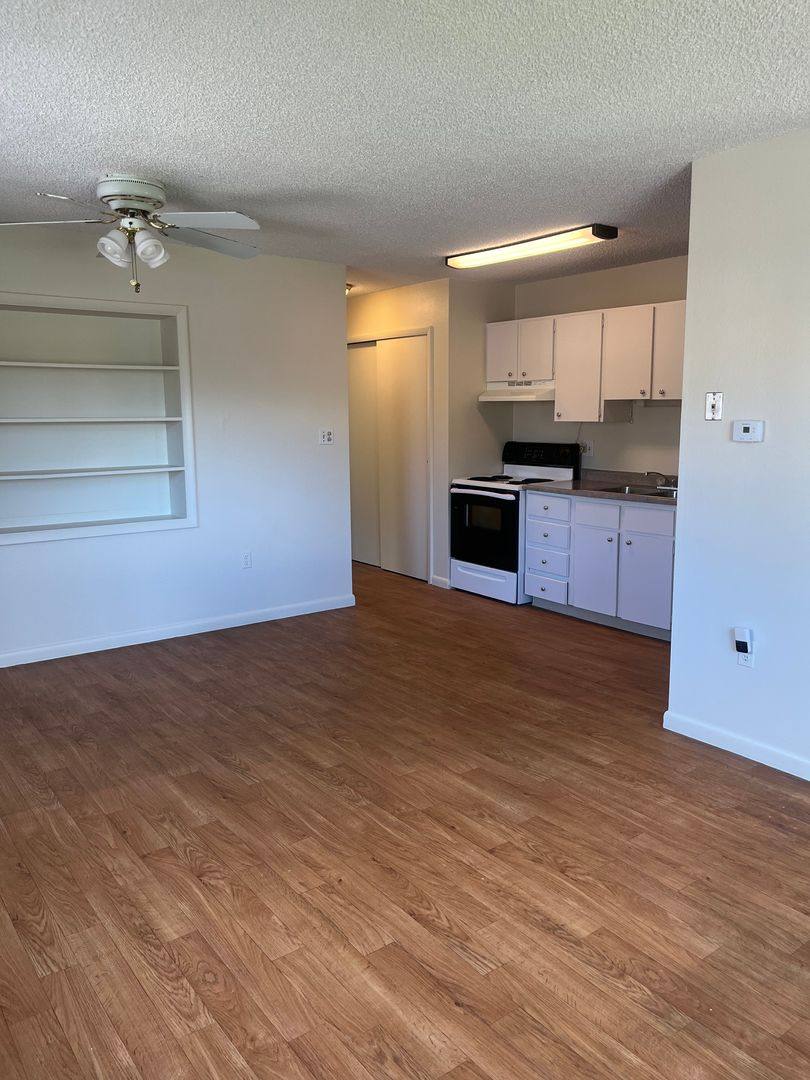 Apartment for rent at 5504 S Huron St, Littleton, CO 80120