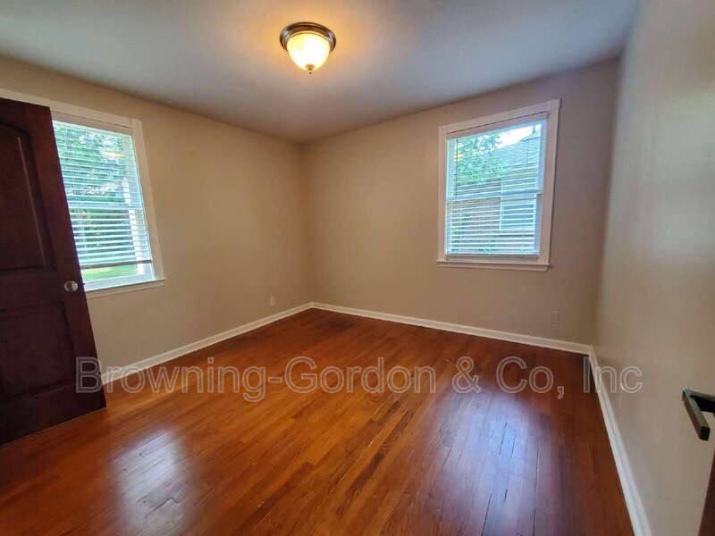 House for rent at 2915 Selena Dr, Nashville, TN 37211