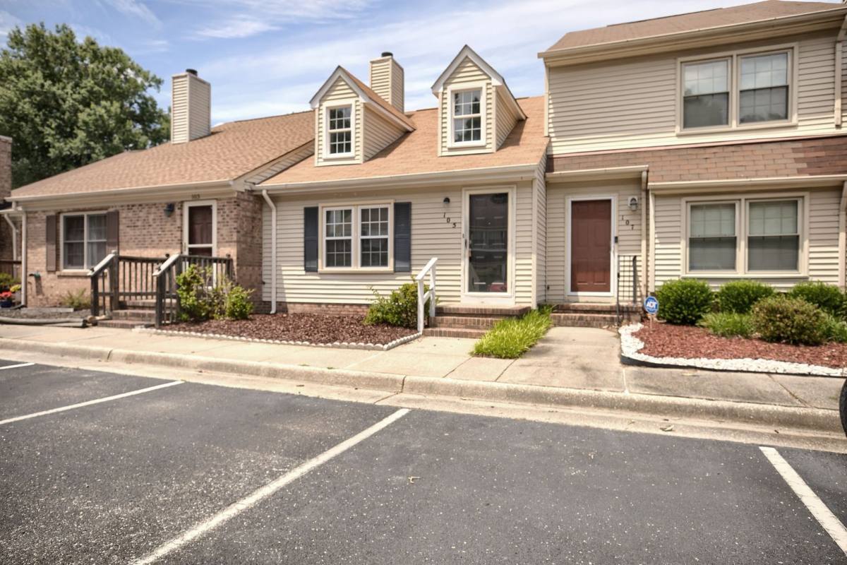 Townhouse for rent at 105 Beacon Way #BERNARD Villages, Newport News, VA 23606