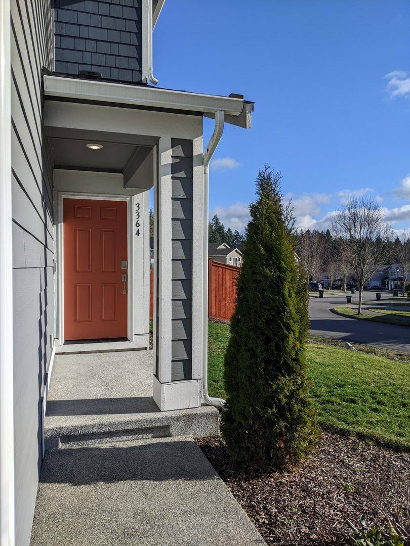 House for rent at 3364 Hoffman Hill Blvd, Dupont, WA 98327