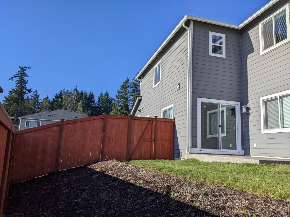 House for rent at 3364 Hoffman Hill Blvd, Dupont, WA 98327