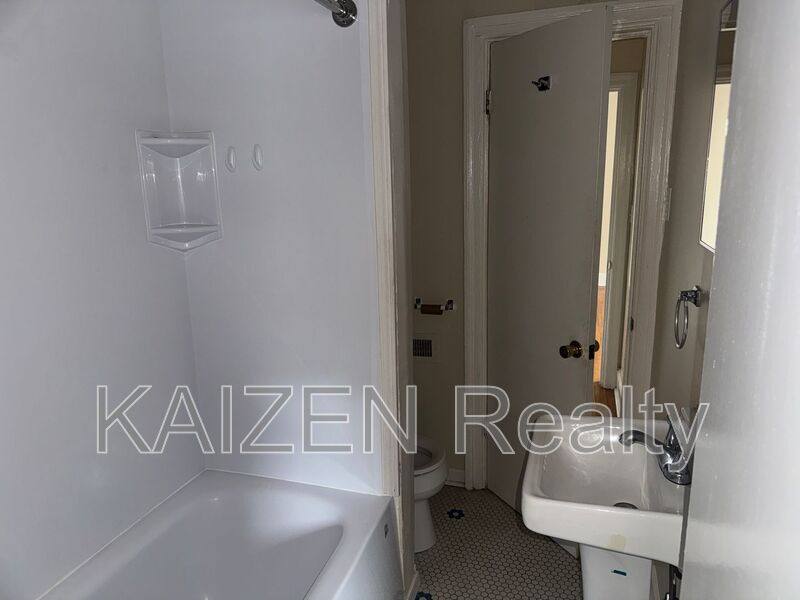 Apartment for rent at 820 Maury St #2, Memphis, TN 38107