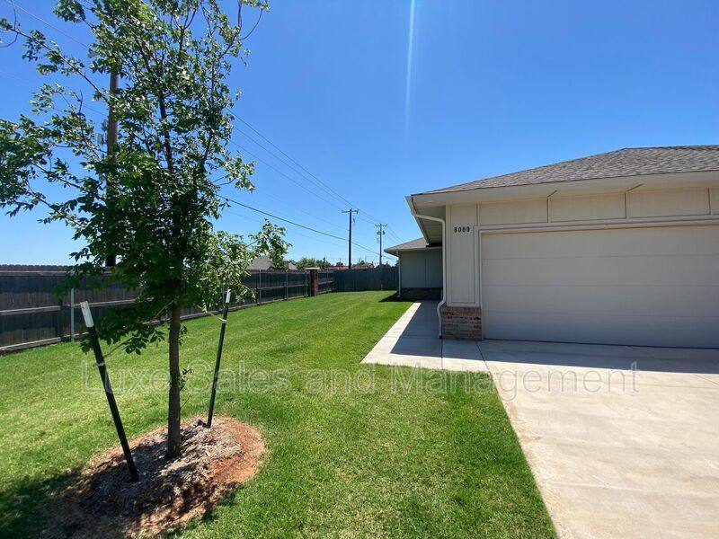 House for rent at 8000 NW 110th Dr, Oklahoma City, OK 73162