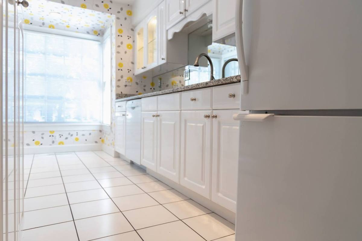 Townhouse for rent at 817 Botetourt Gardens, Norfolk, VA 23507
