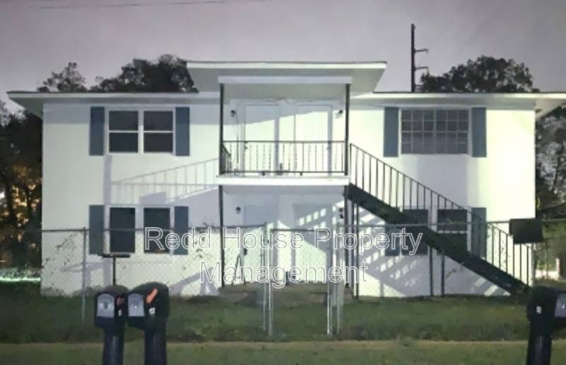 Apartment for rent at 121 Grimes St #1, Enterprise, AL 36330