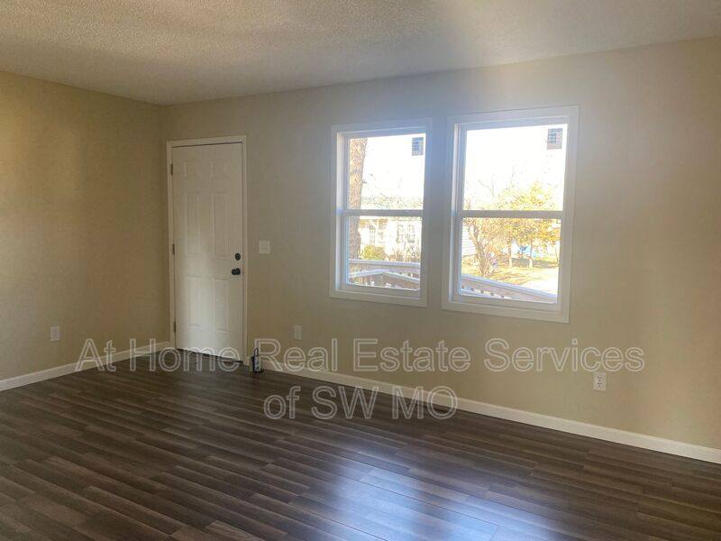 House for rent at 2428 W Phelps St, Springfield, MO 65802