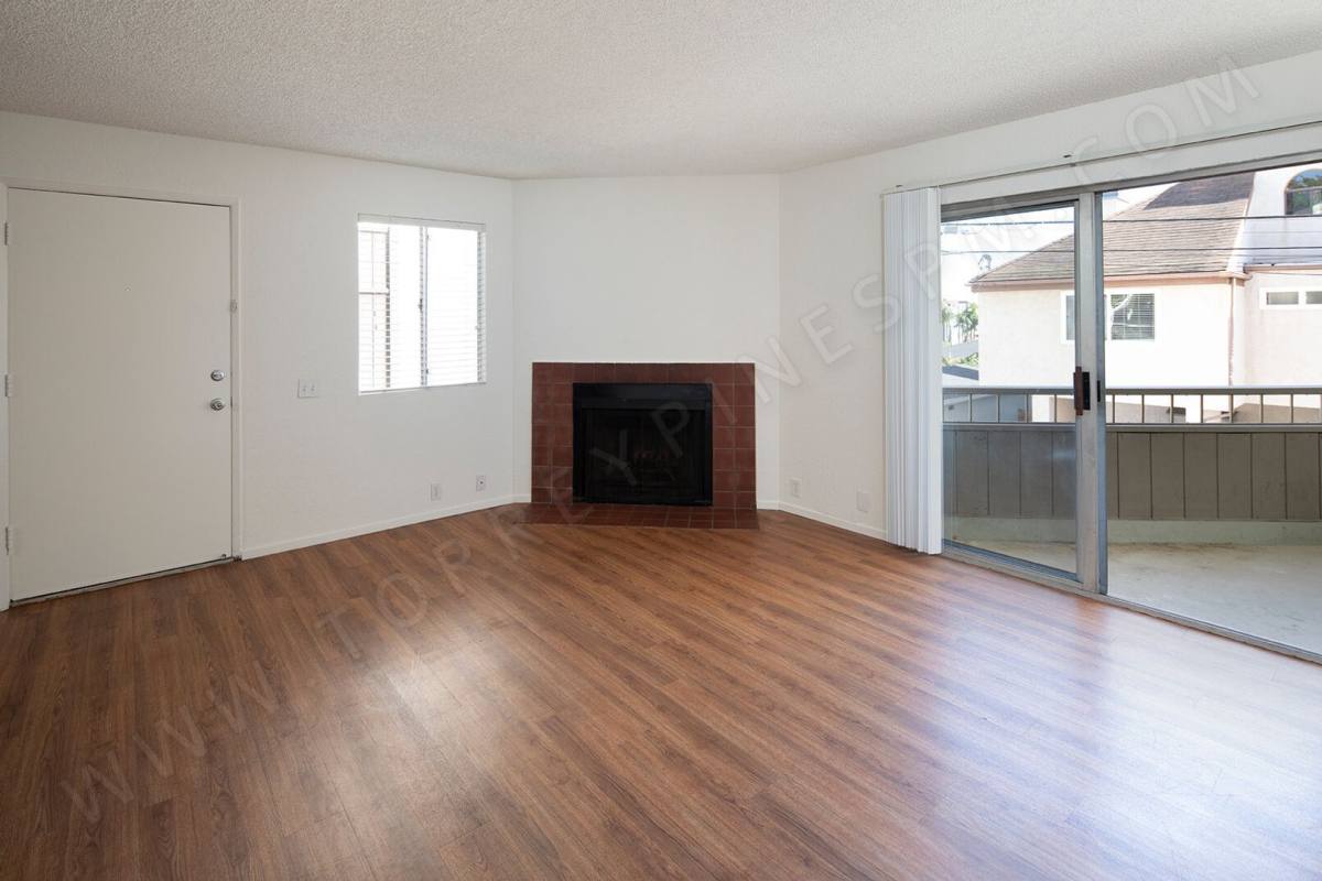 Apartment for rent at 1935-41 Emerald St, San Diego, CA 92109