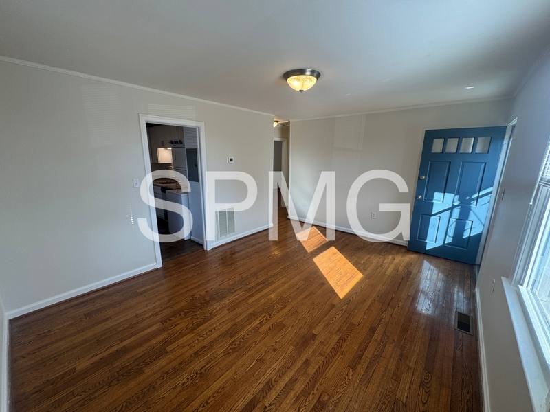 House for rent at 3126 Yardley Dr NW, Roanoke, VA 24012