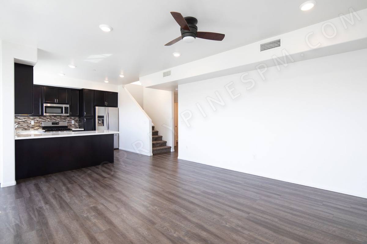 Townhouse for rent at 5968-78 Lauretta St, San Diego, CA 92110