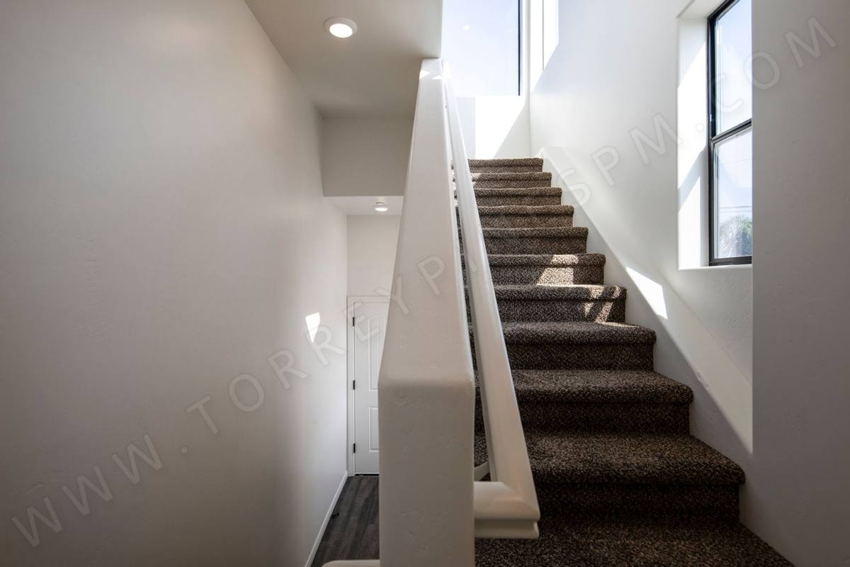 Townhouse for rent at 5968-78 Lauretta St, San Diego, CA 92110