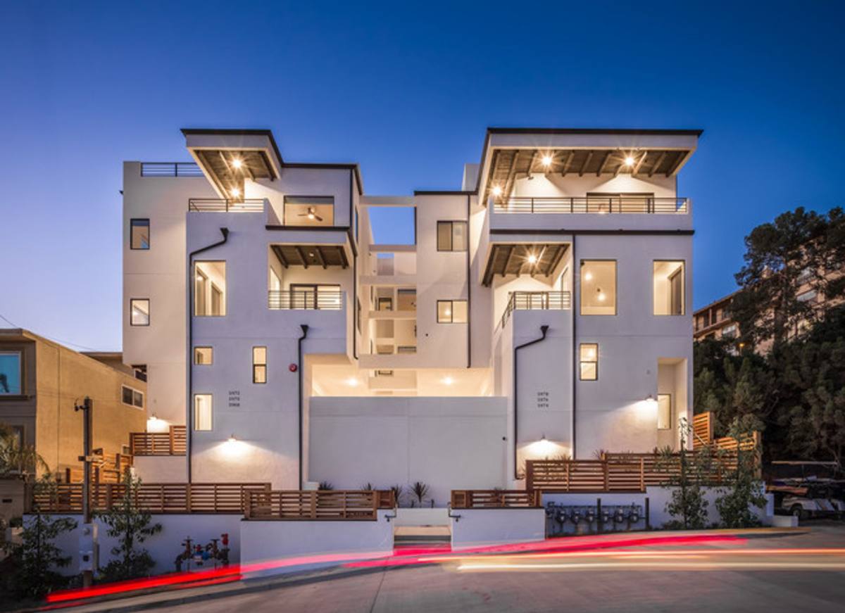 Townhouse for rent at 5968-78 Lauretta St, San Diego, CA 92110
