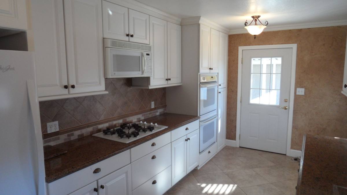 House for rent at 445 N Pine St, Orange, CA 92866