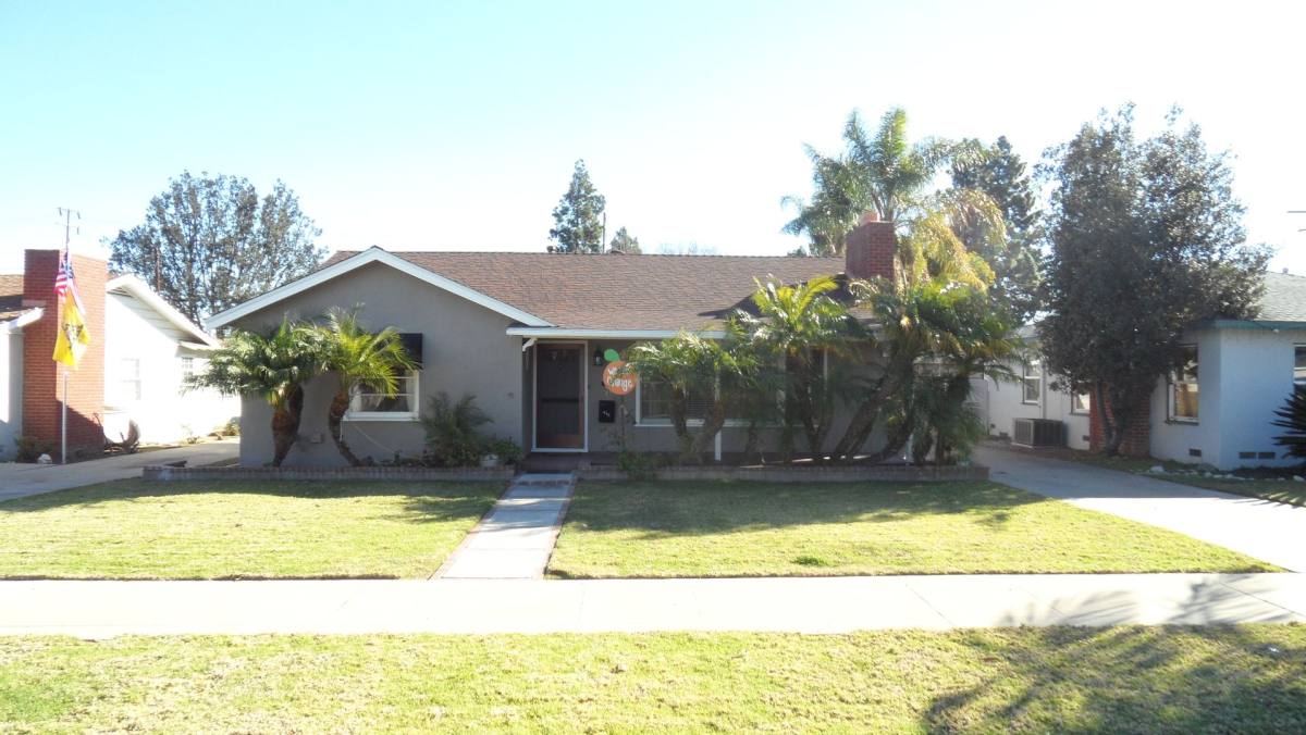 House for rent at 445 N Pine St, Orange, CA 92866