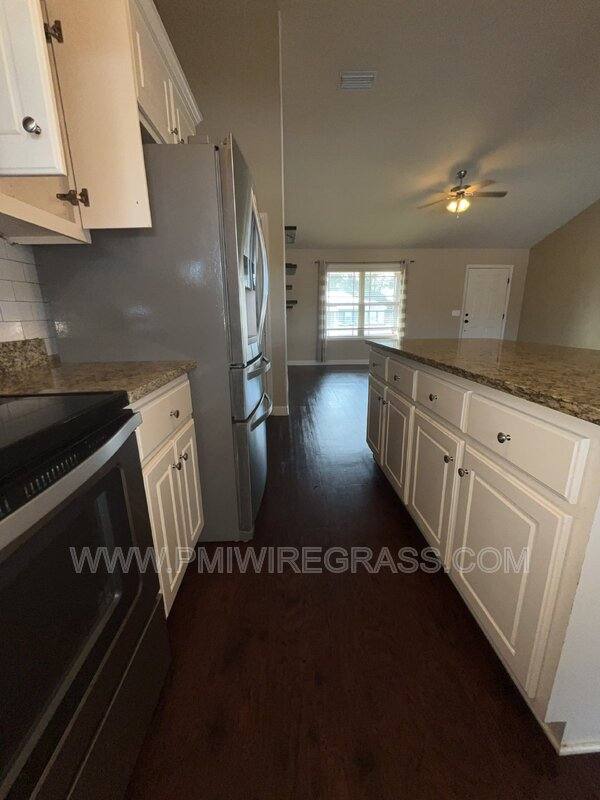 House for rent at 229 Lace Dr, Dothan, AL 36301