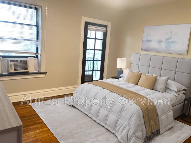 Apartment for rent at 4722 S Grand #2N, Saint Louis, MO 63116