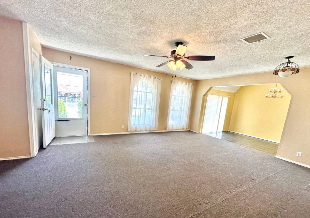 House for rent at 514 W Ave, Hobbs, NM 88240