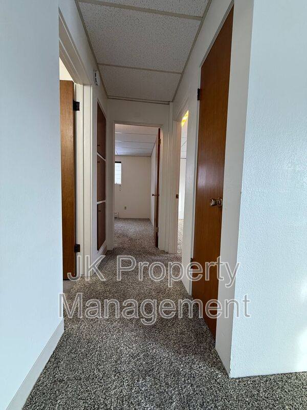 Apartment for rent at 1110 2nd Ave S #8, Great Falls, MT 59405