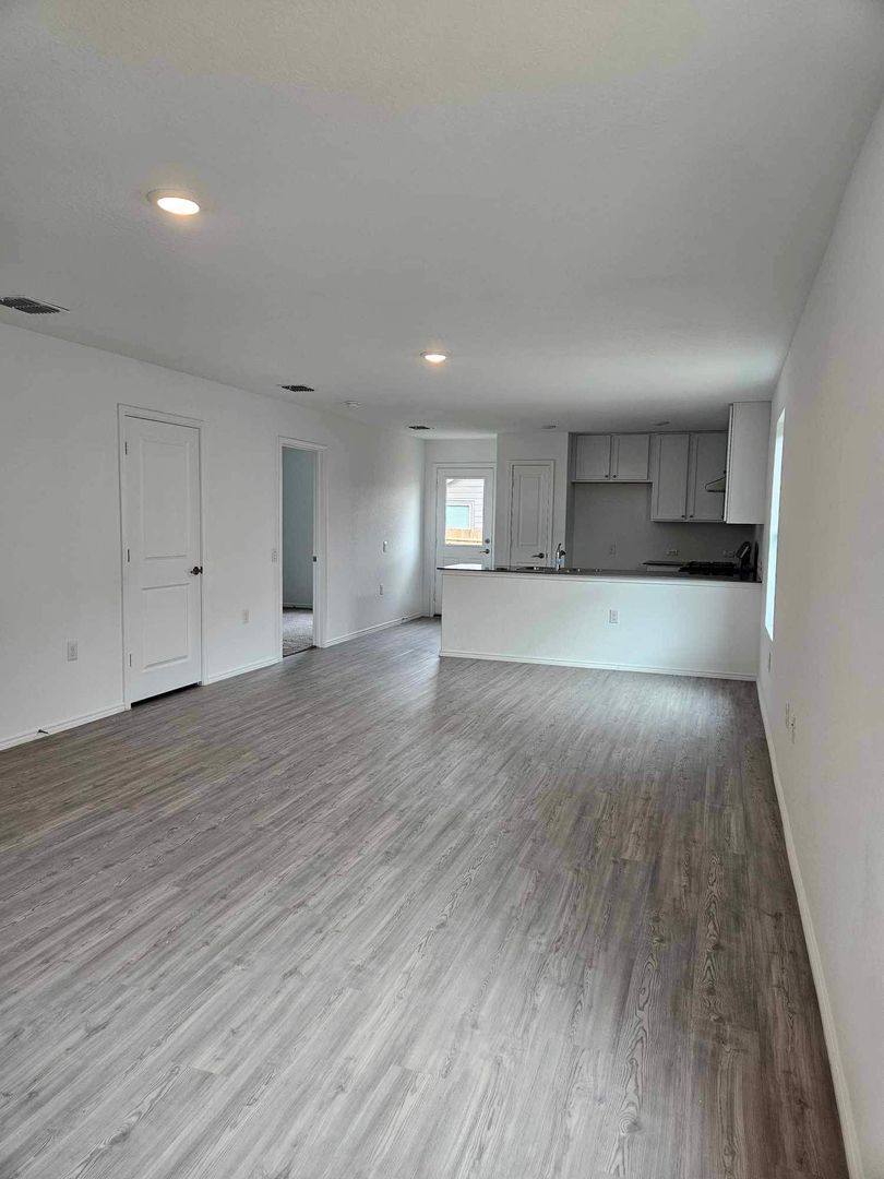House for rent at 10018 Ana Heights, San Antonio, TX 78224