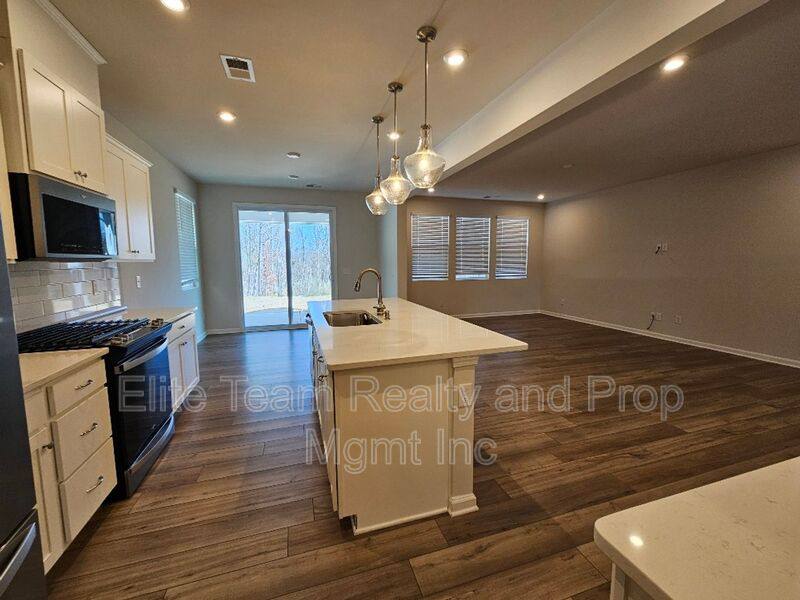 House for rent at 3108 Cheyney Park Dr, Charlotte, NC 28269