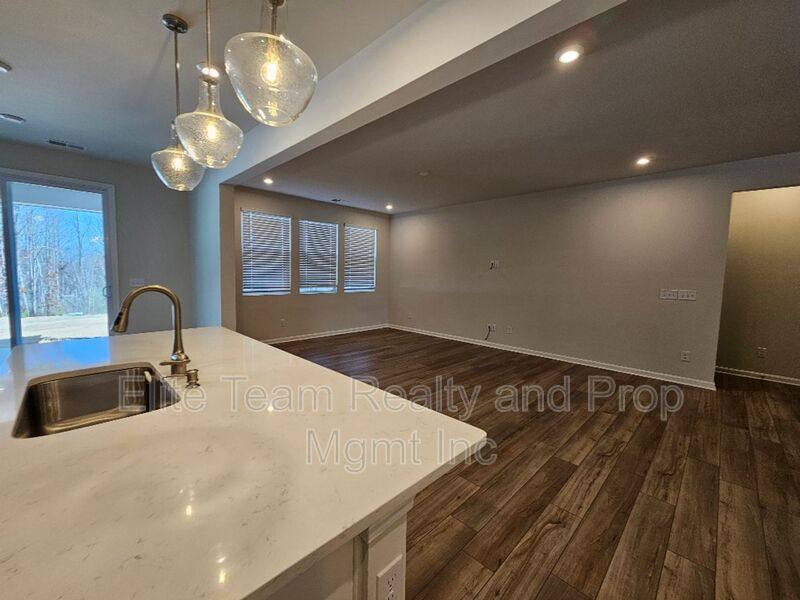 House for rent at 3108 Cheyney Park Dr, Charlotte, NC 28269