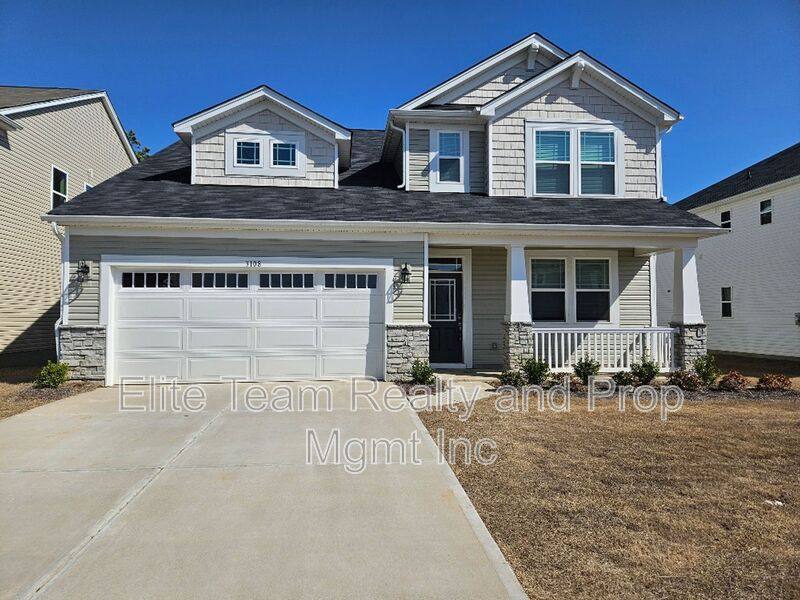 House for rent at 3108 Cheyney Park Dr, Charlotte, NC 28269