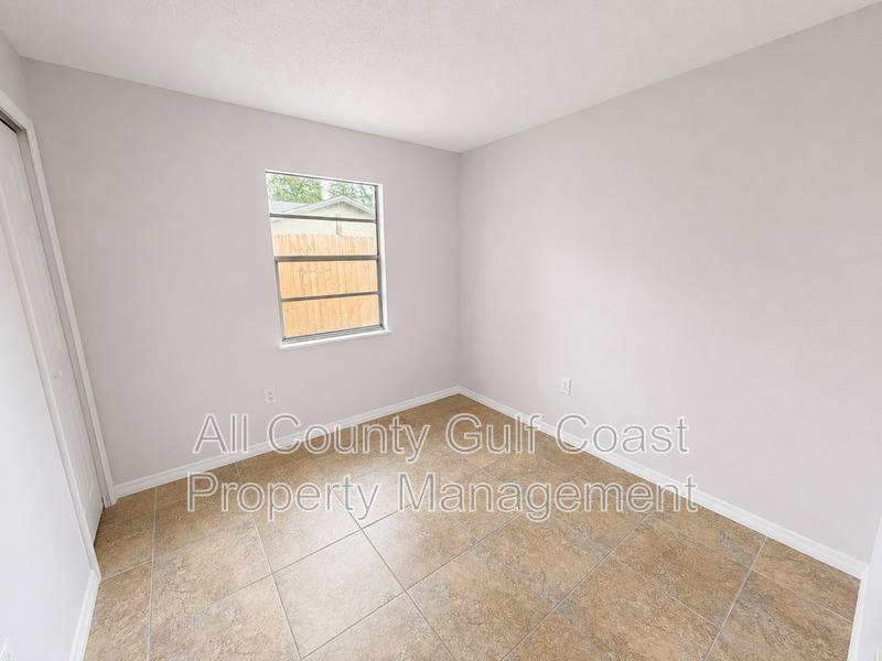 House for rent at 4222 Olive Ave, Sarasota, FL 34231