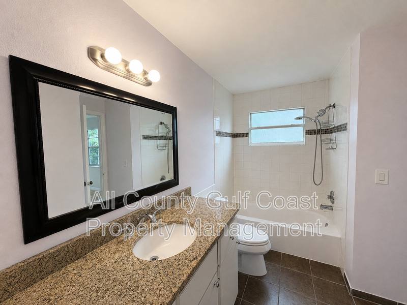 House for rent at 4222 Olive Ave, Sarasota, FL 34231